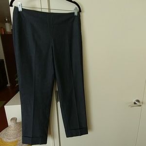201 - Tub  Calvin Klein dress slacks - Size 6